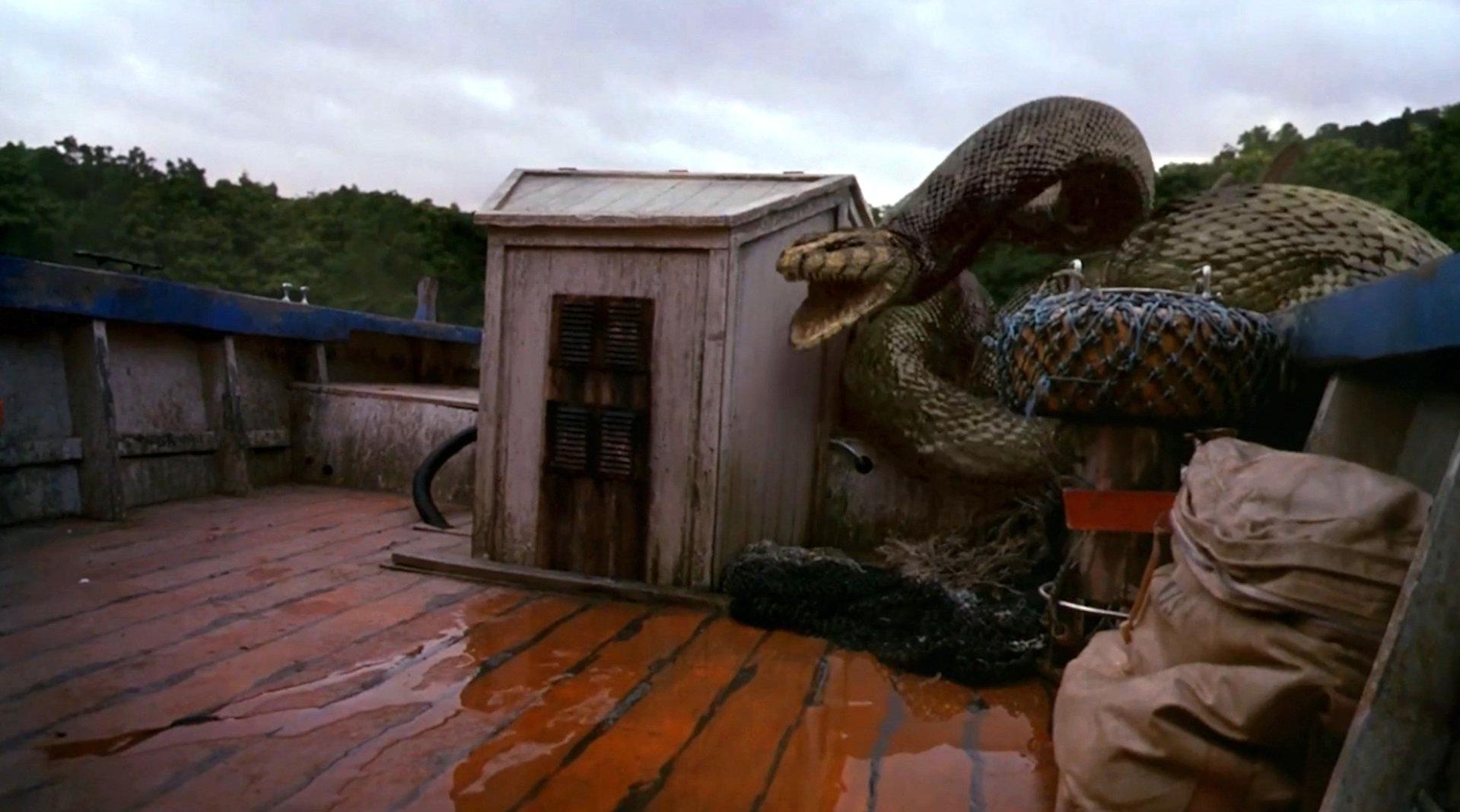 《狂莽之灾》30米长的大型变异巨蟒