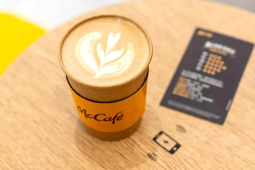 麦咖啡将在全国17个城市送出1000万杯免费拿铁,邀请消费者品尝体验