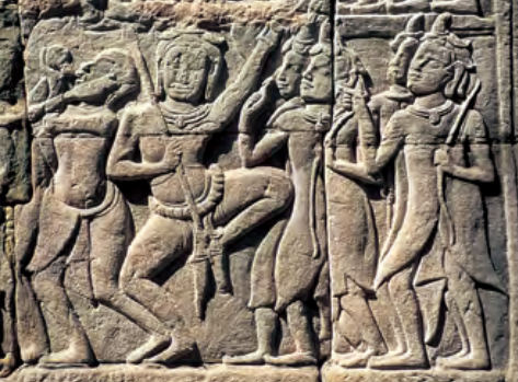 第二层围墙上的浮雕，行军队伍起舞的画面
