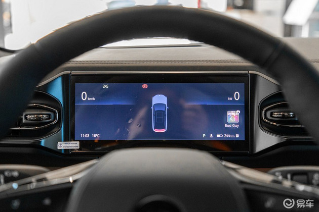 新能源中大型SUV王者 蔚来ES8对理想ONE