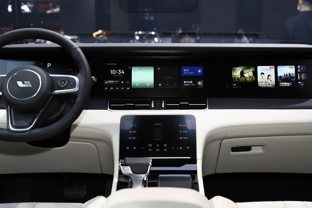 新能源中大型SUV王者 蔚来ES8对理想ONE