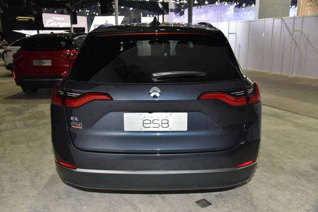 新能源中大型SUV王者 蔚来ES8对理想ONE