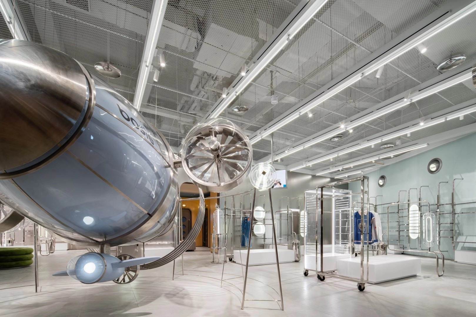 36氪独家新锐服饰品牌bosie完成2亿元融资计划开设2000平超级门店