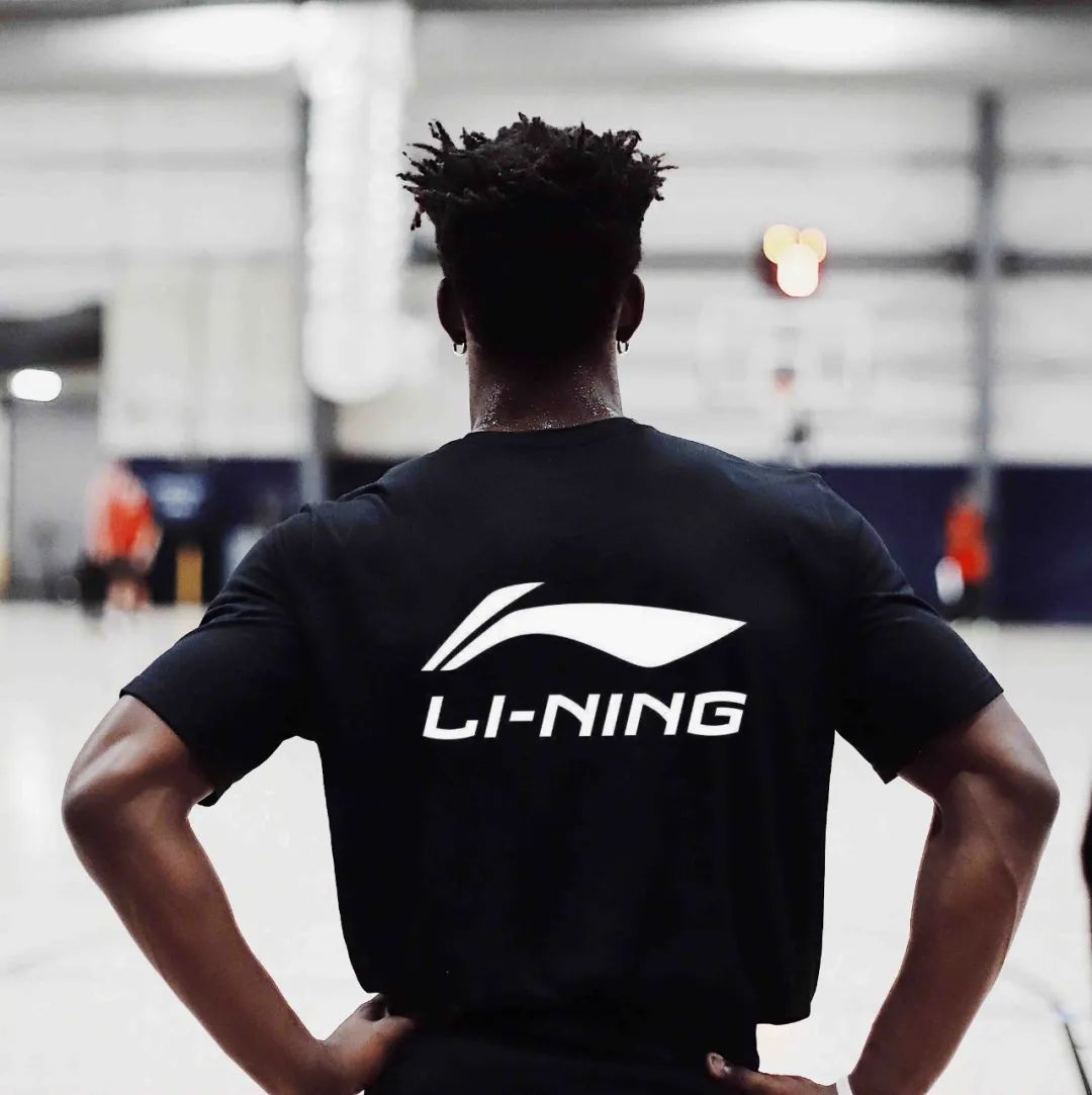 jb之道来啦巴特勒与李宁签下多年巨额球鞋合同