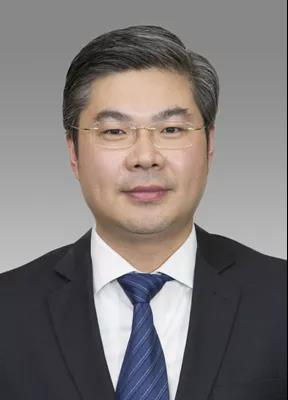 原任宝山区委副书记周志军,今年7月已调任上海市建设交通工作党委副