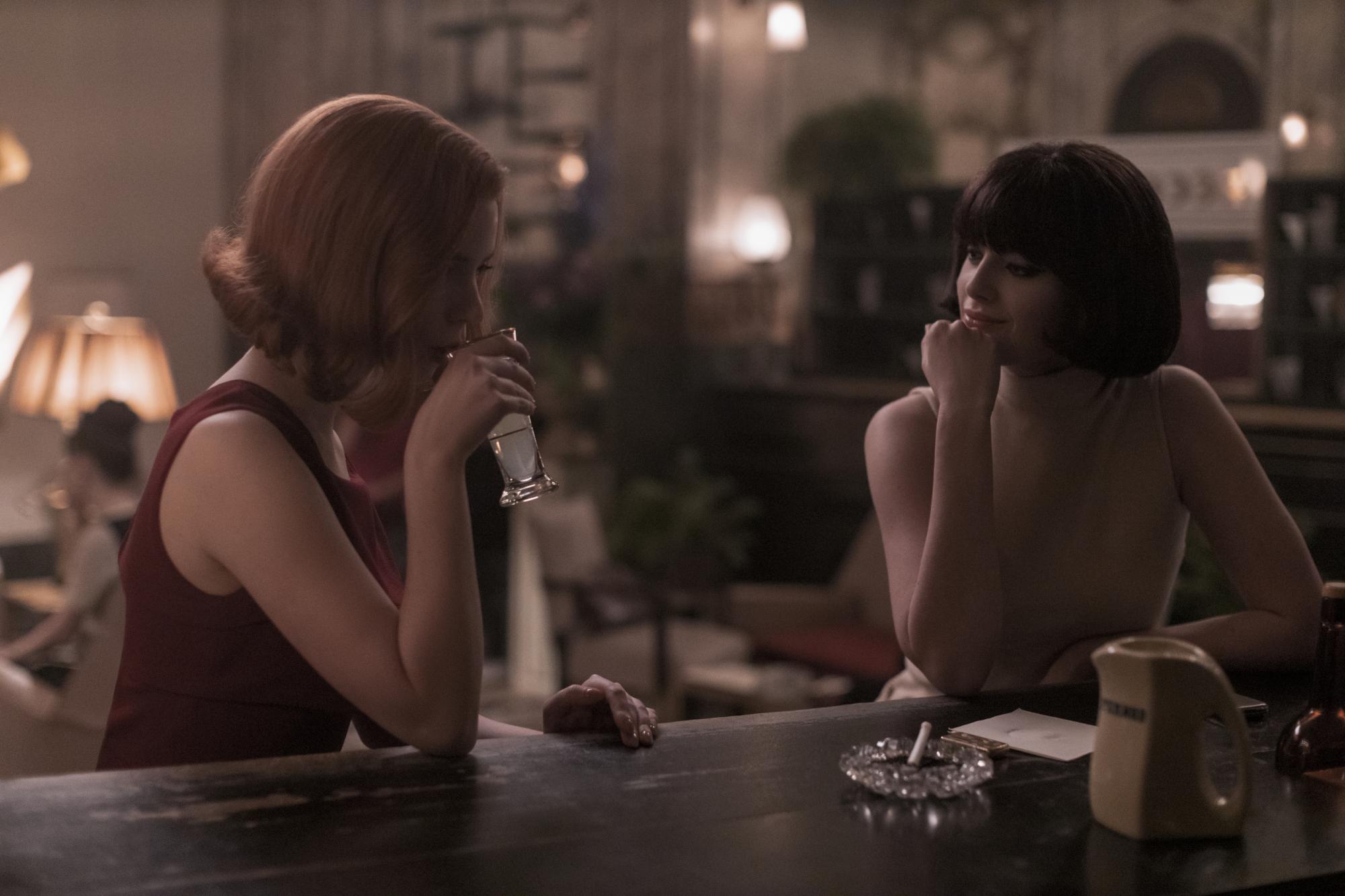 看了《后翼弃兵》中的这些小细节,我又想吹爆它__财经头条