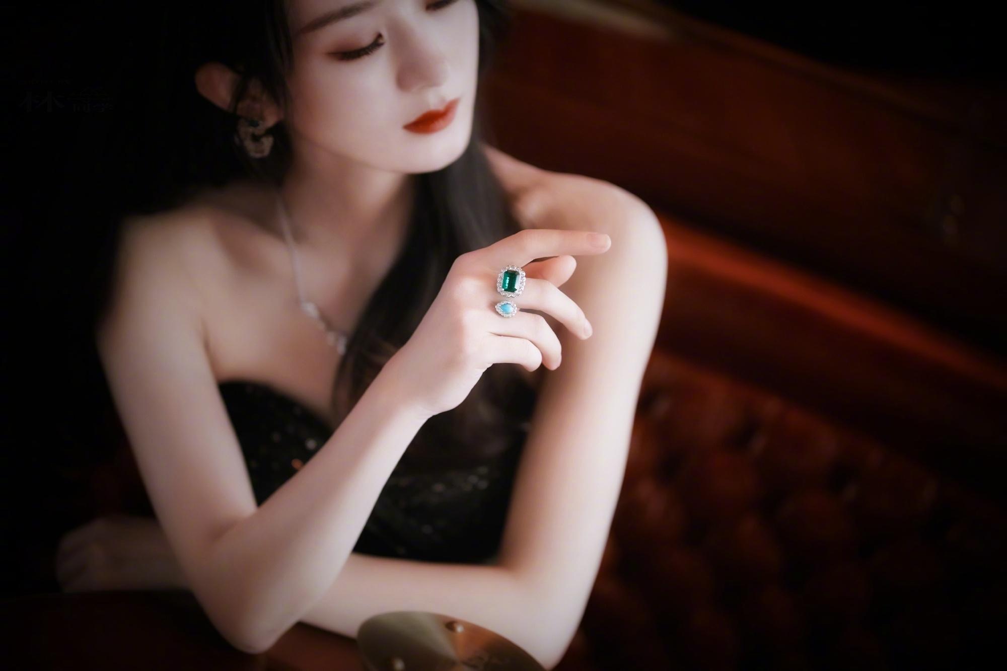 赵丽颖豪门千金图鉴,美女好高贵