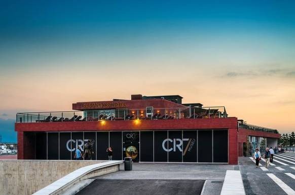 c罗在曼彻斯特建cr7酒店提议获批,四星级拥有151个房间