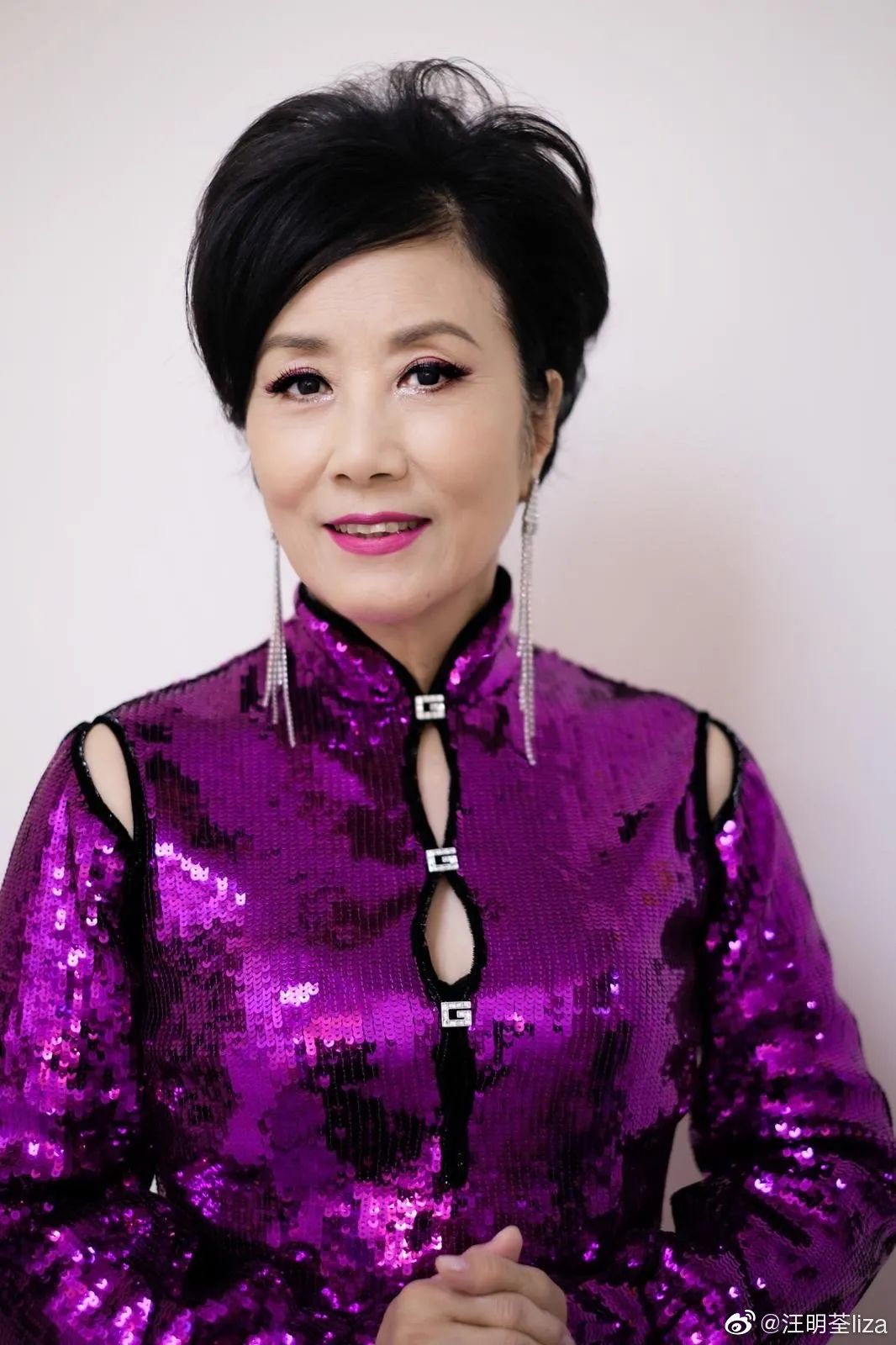 73岁汪明荃撞衫范冰冰!杨千嬅压轴撑场面