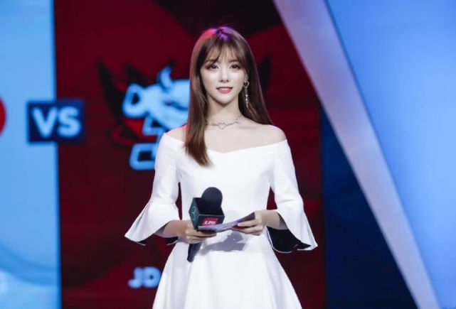 开撕了?小钰:我不是靠rookie获得第一,米勒妻子发文暗怼