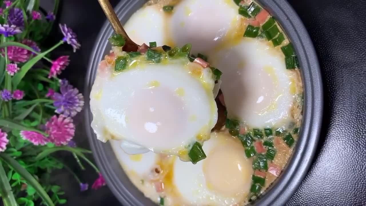 正文  鸡蛋或者鸭蛋是非常普通的一种辅食品,几乎每家每户都常备着