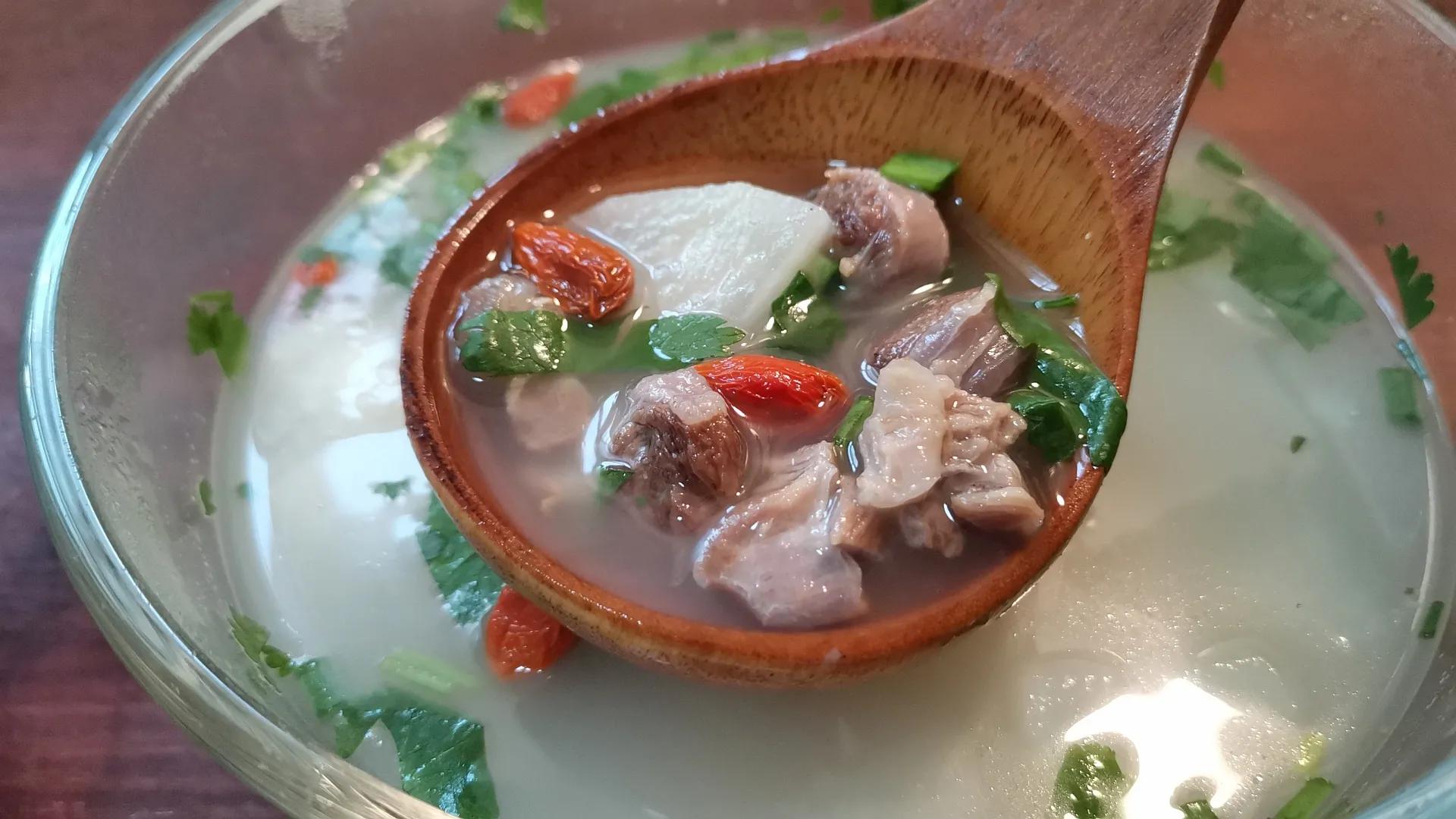 羊肉汤怎样熬才乳白鲜美不腥不膻?三个小技巧轻松搞定