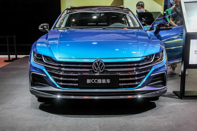 大众cc猎装车展亮相