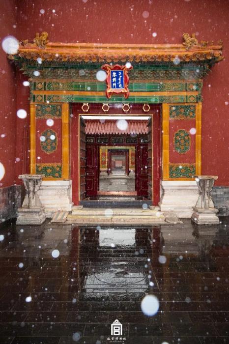 瑞雪启祥，六百年的紫禁城的初雪 ，如约而至。 图源：故宫博物院官方微博