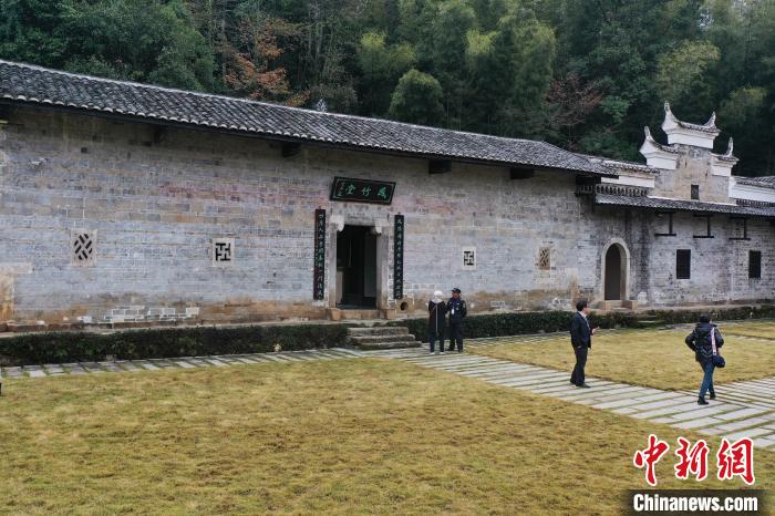 航拍江西修水陈宝箴陈三立故居建筑融合徽派与客家特色