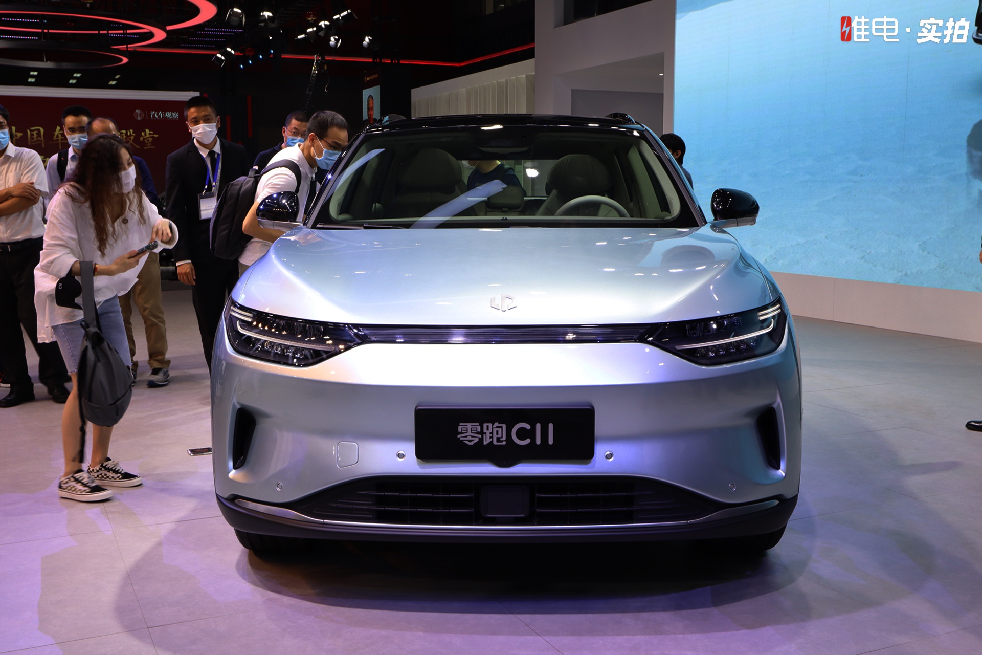 电动suv价格屠夫,零跑c11预售16万,配无边框车门双叉臂-新浪汽车