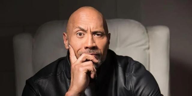 巨石强森的满身肌肉竟然让导演爆粗口原因真的让人哭笑不得