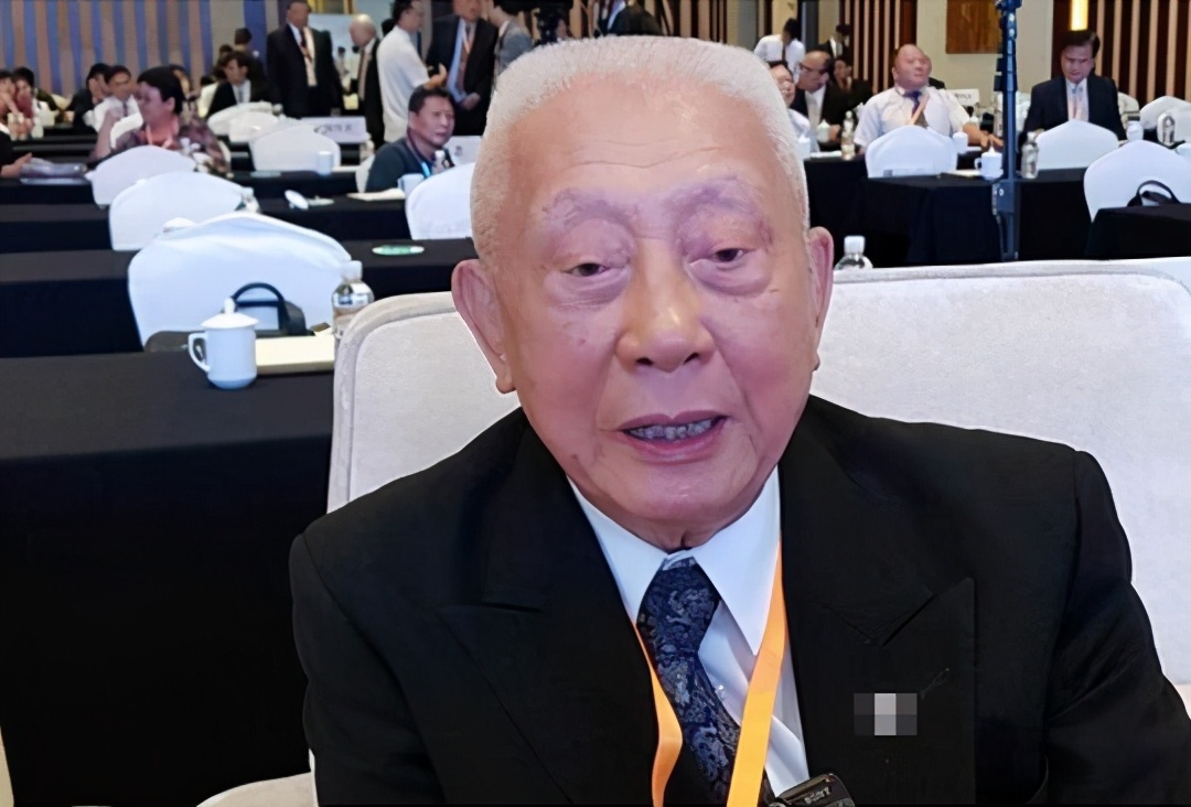 台"前陆军司令"因说台军"战力是0"的实话,惨遭赤裸裸威胁