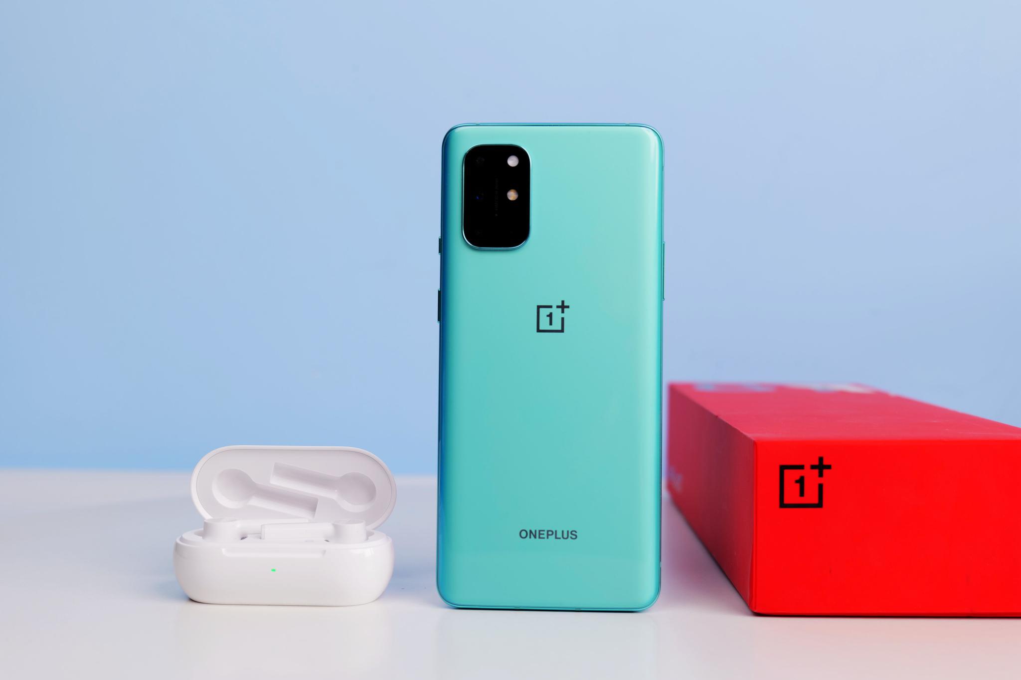 OnePlus 8T轻上手!终于明白真香机为何需要抢!