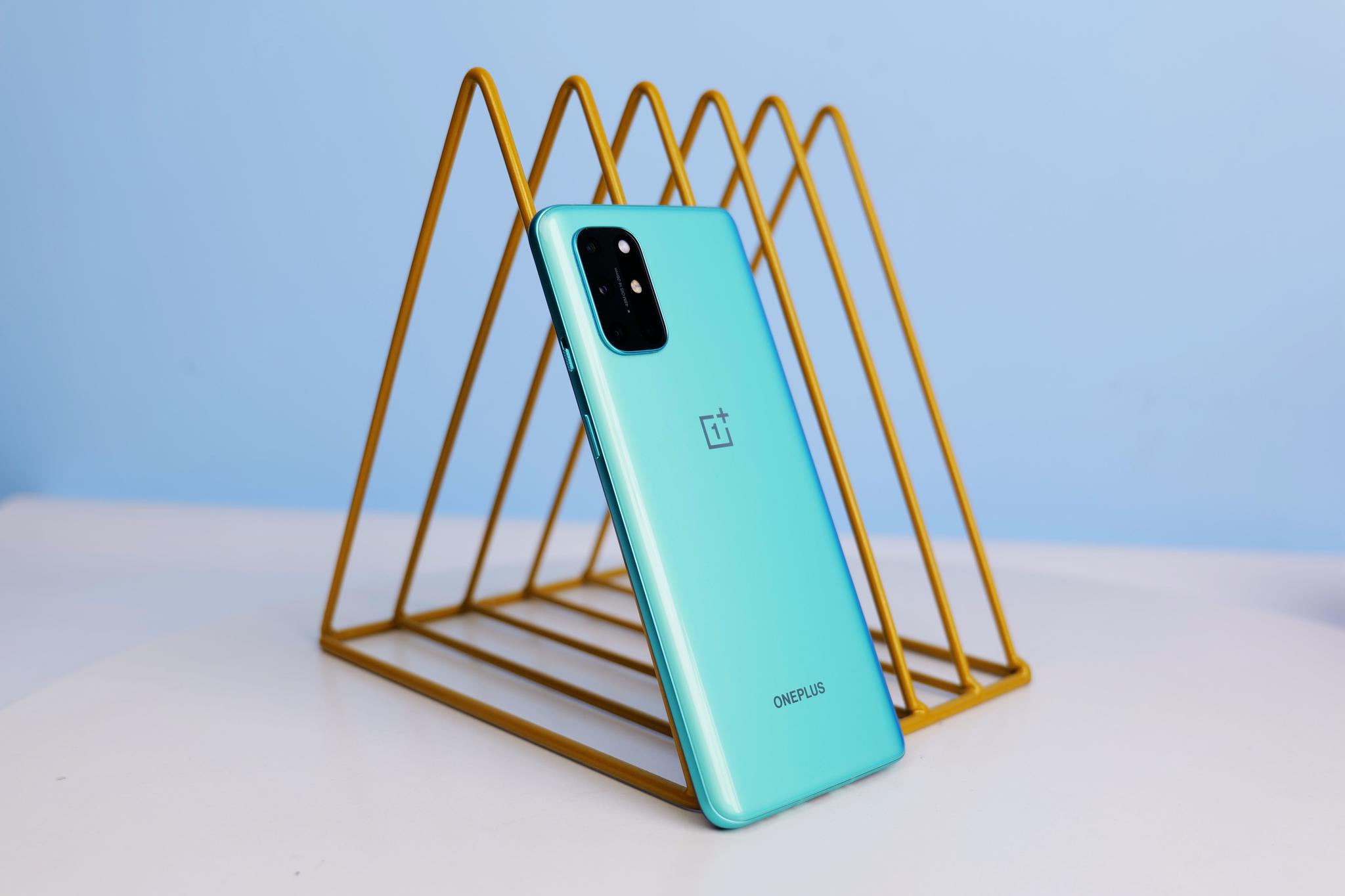 OnePlus 8T轻上手!终于明白真香机为何需要抢!