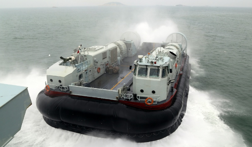 法国能造2万吨两栖攻击舰,为什么造不了150吨的气垫登陆艇?