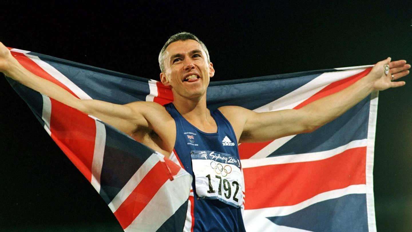 他是本世纪目前三级跳第1人世界大赛金牌拿到手软pb18米21