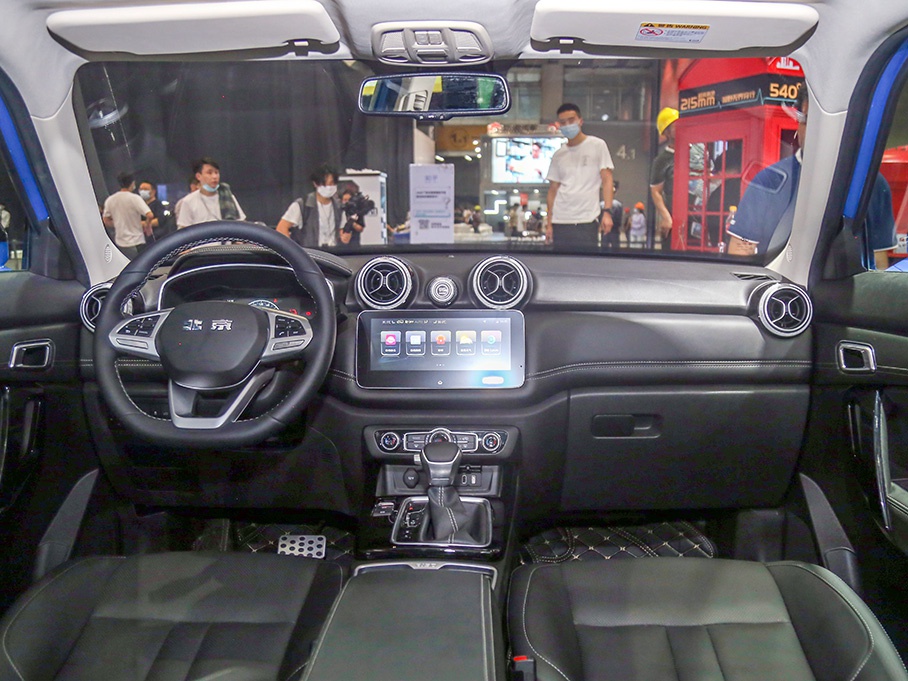 广州车展:北京越野bj30内饰正式发布-新浪汽车