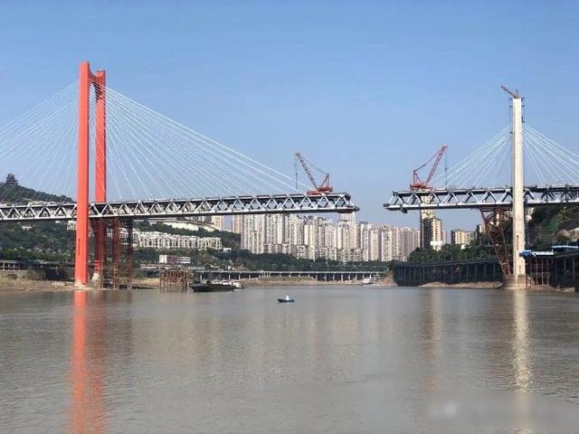 渝视频|红岩村嘉陵江大桥合龙