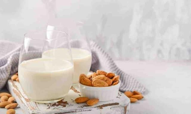 杏仁奶,素食者和乳糖不耐症者的“救星”!