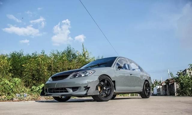 最寂寂无闻的第7代思域改装后也是最靓的仔