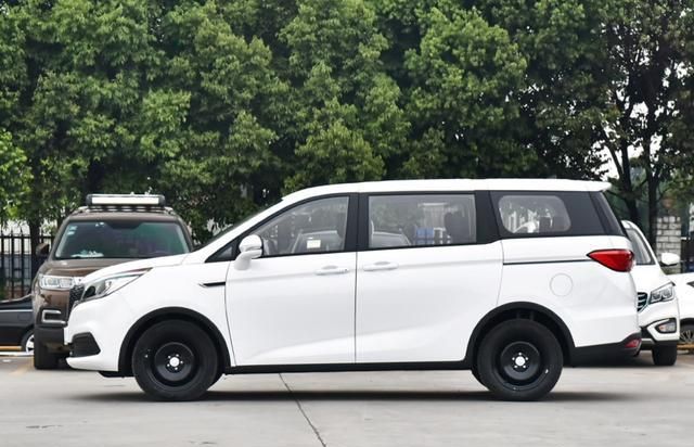 国产mpv新贵:长安欧尚科尚,更加时尚帅气,7.98万起便宜