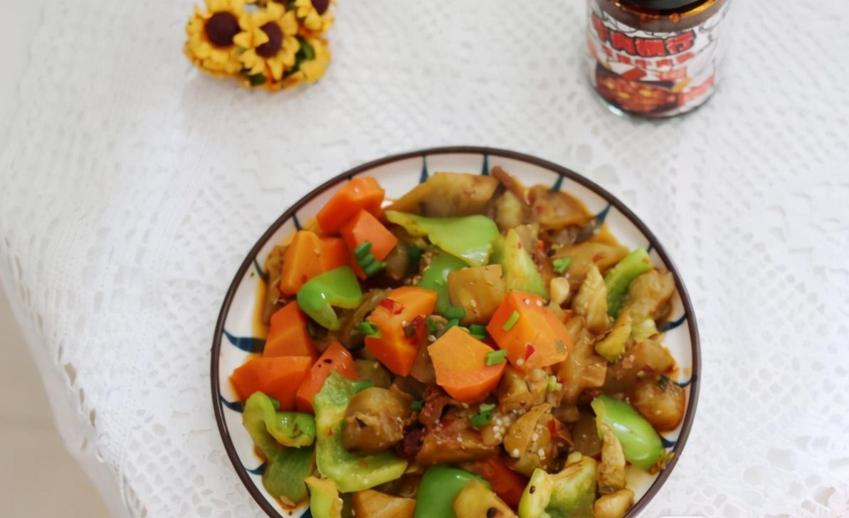 酱烧茄子胡萝卜,原来这种搭配也很赞