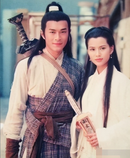 岳云鹏晒自己的"定妆照",企图演杨过,请问姑姑答应吗?