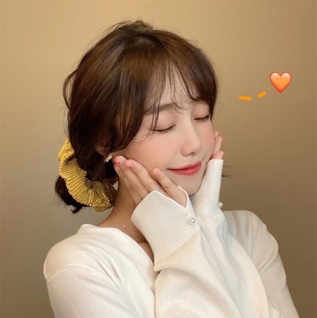 66岁林青霞扎低丸子头好优雅所以连大美人都爱上了这个发型