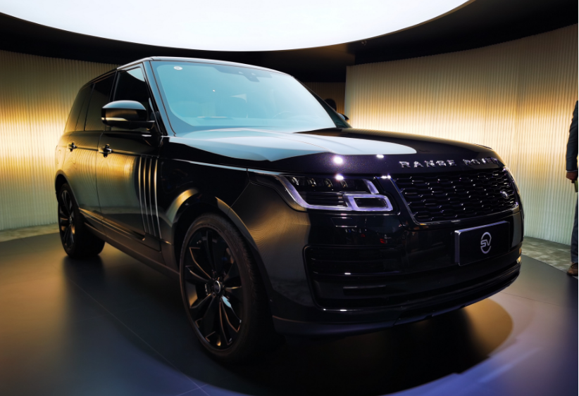 8万!路虎"黑骑士"车展上市,有钱人的专属豪华