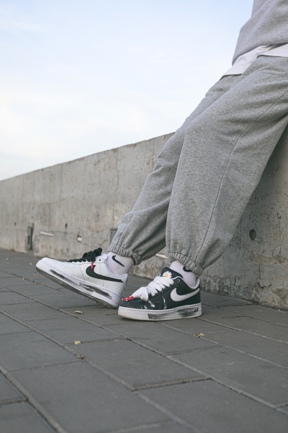 小姐姐示范权志龙 af1!入手前有一点要注意!