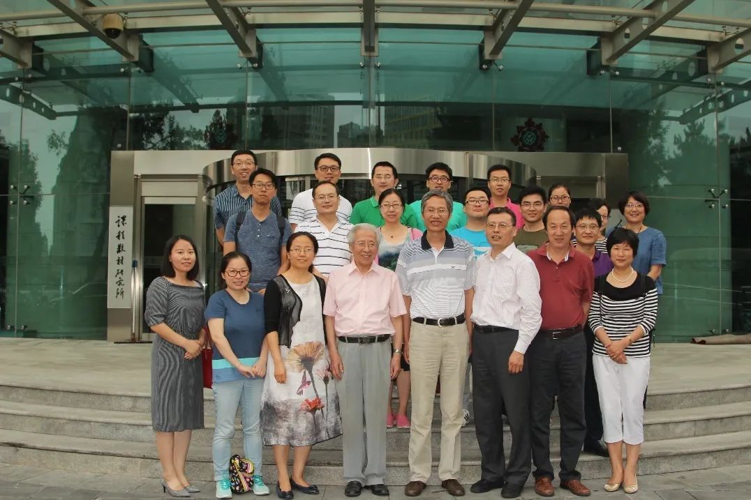 的年会上,韦志榕总编和高俊昌主任还一如既往地分别参加了两天的大会