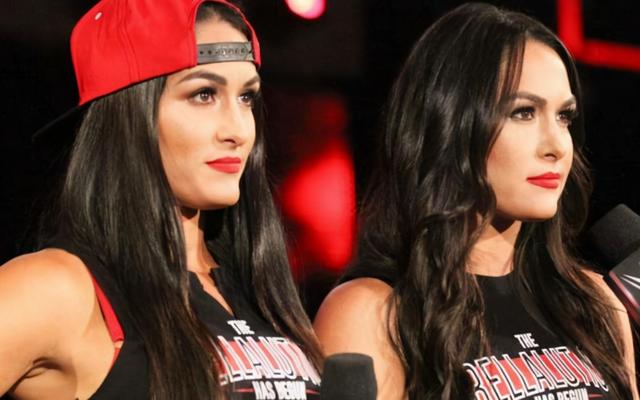 weekly专访时表示贝拉姐妹(the bella twins)已开始同wwe展开沟通