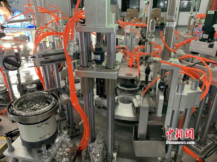 小灯泡,大世界,led照亮江西瑞昌经济