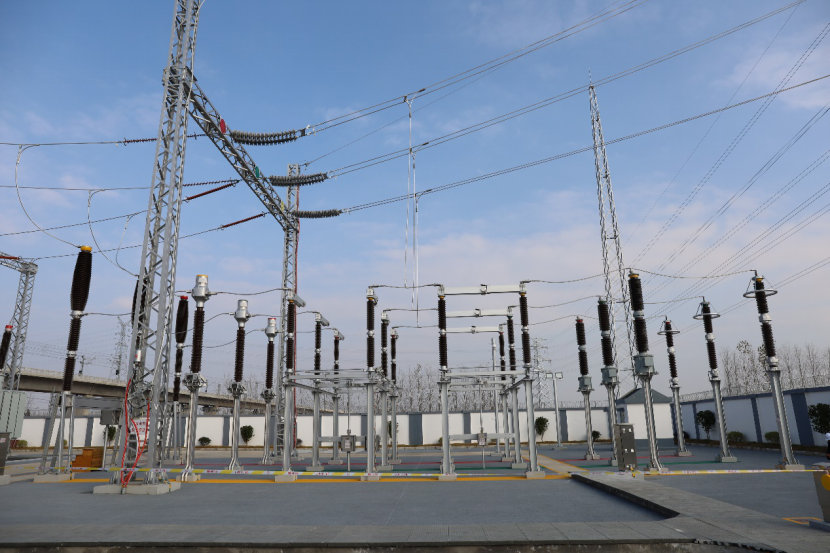 徐连高铁首座牵引变电所受电成功