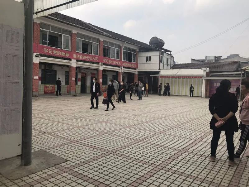 征收现场苗诗雨 摄