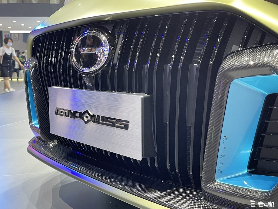 运动气质直线拉满 广汽传祺empow55实车解析