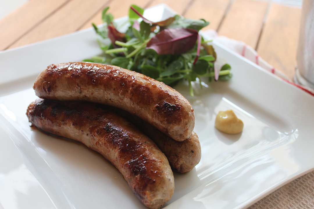 煎烤肠,方法简单,皮酥,咬下去还会喷肉汁|香肠|肉汁|皮酥_新浪新闻