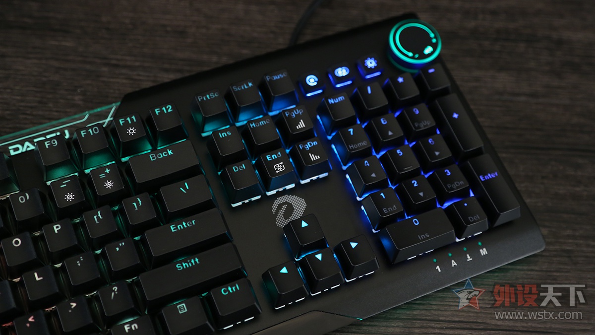 设计新颖:达尔优ek925二代机械键盘评测