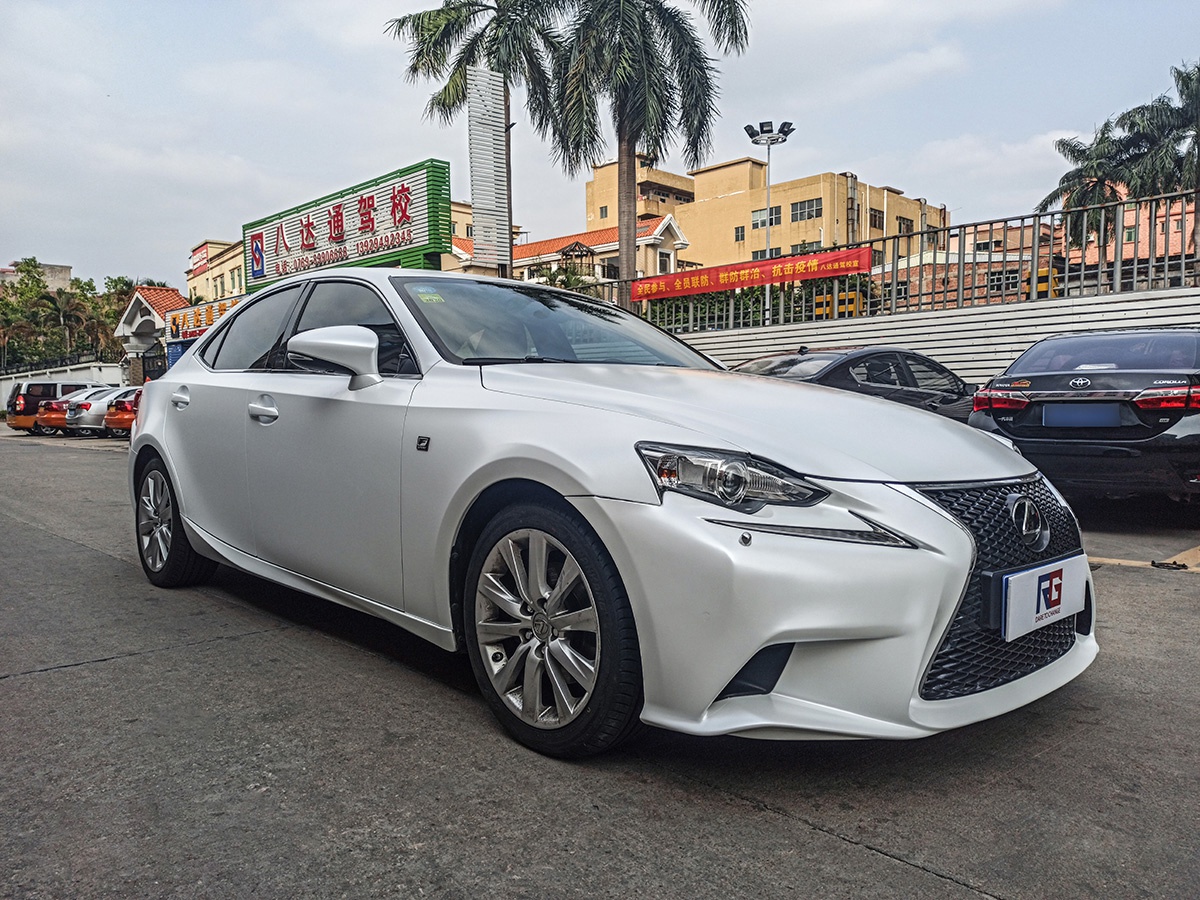 雷克萨斯is300车身改色电光白 rg瑞集改色膜东莞厚街