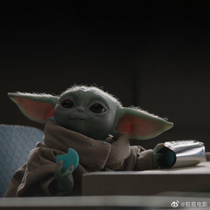 《曼达洛人》第11集里尤达宝宝偷吃的同款蓝色马卡龙