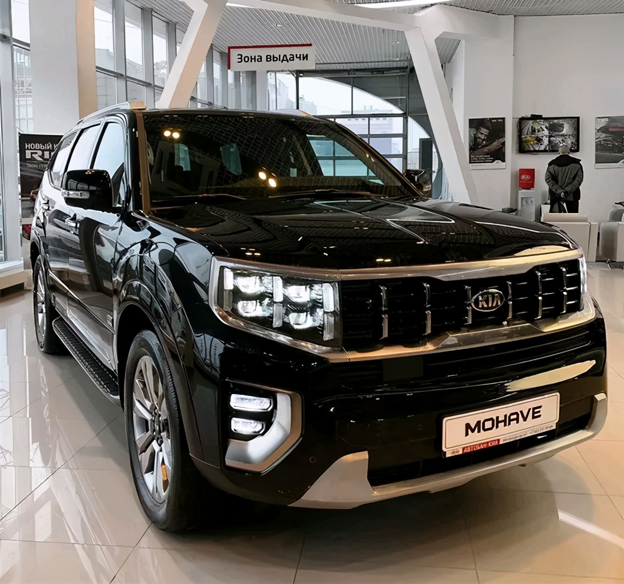 新款霸锐实车亮相,气场不输普拉多,6缸动力 四驱,真霸气