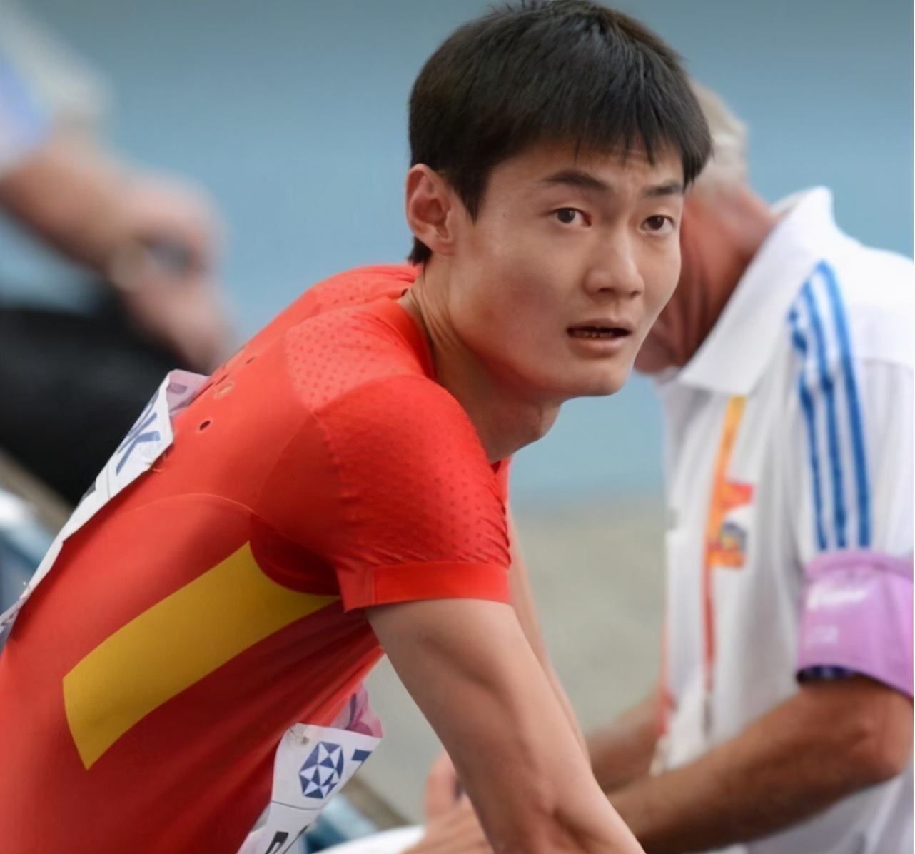 女权可怕!张培萌揭露妻子:抓下体 凶器伤人,他才是真正受伤者