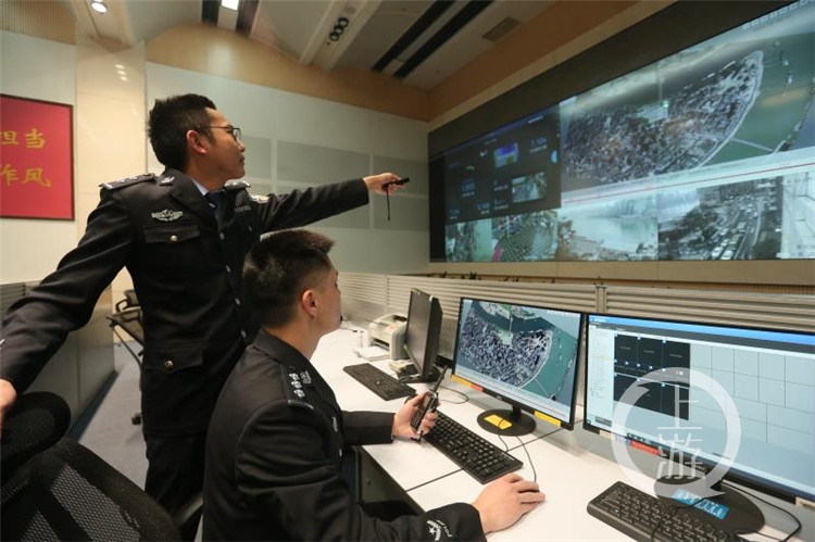 迎来千万游客洪崖洞却不堵车这套智慧安保系统有点东西