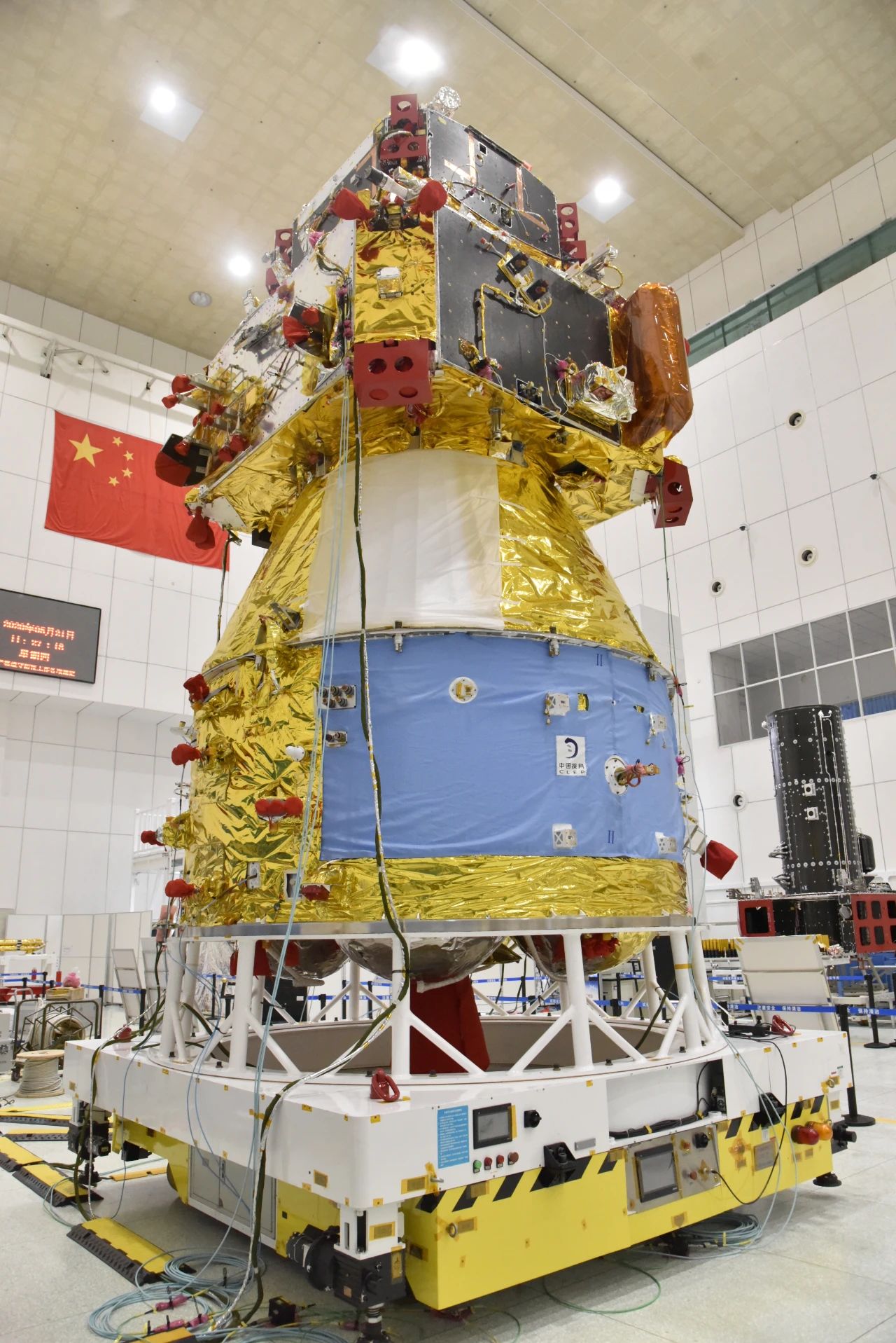 嫦娥五号在测试中。图/中国航天科技集团